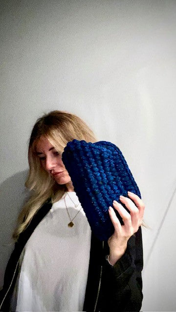 Anita - The Lurex MidnightBlue Clutch