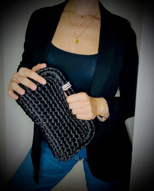 Anita - The Black Clutch