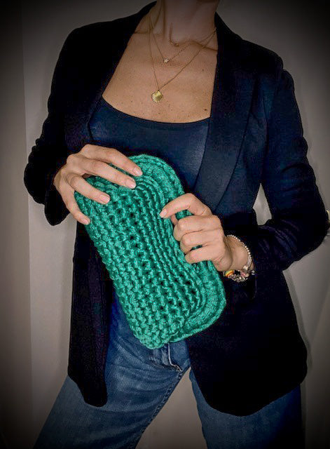 Anita - The Green Clutch